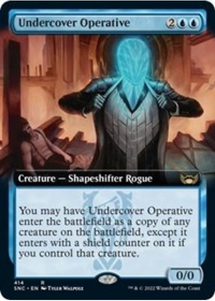 Undercover Operative (Extended Art) - Foil