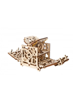 UGears Games Dice Keeper